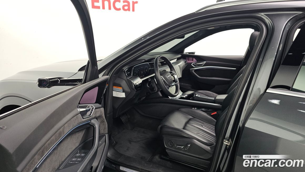 Audi e-tron 2021