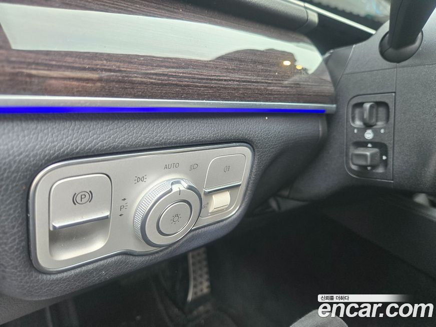 Mercedes-Benz GLE-Class 2021