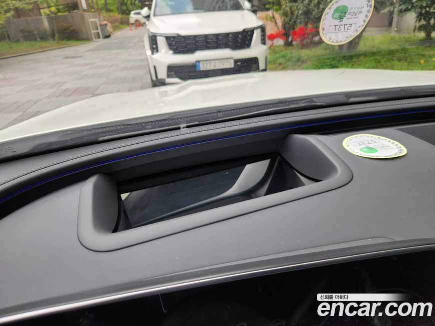 Mercedes-Benz E-Class 2024