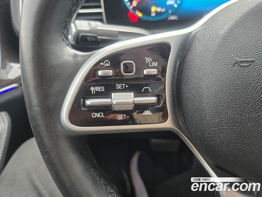 Mercedes-Benz GLE-Class 2021