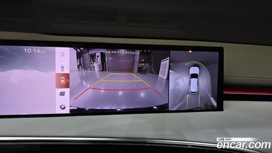 Genesis GV70 2025