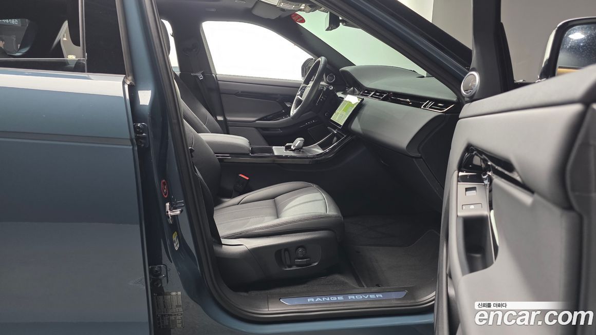 Land Rover Range Rover Evoque 2025
