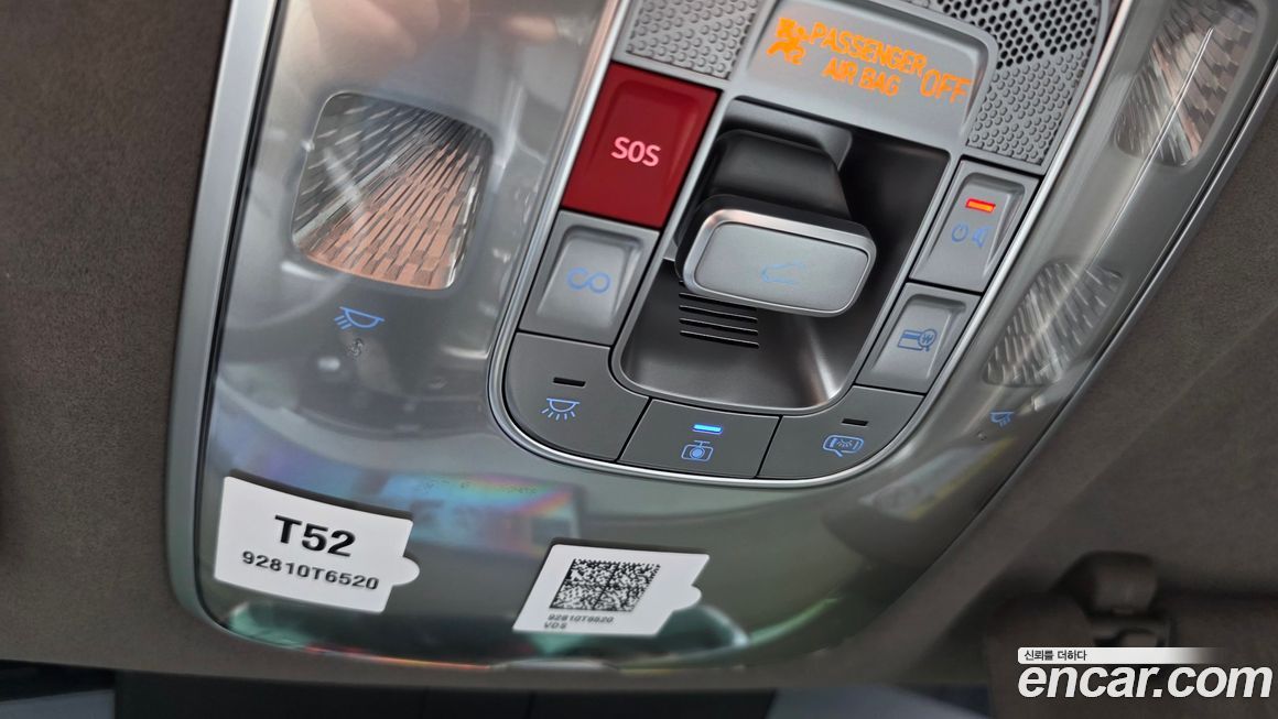 Genesis GV70 2025