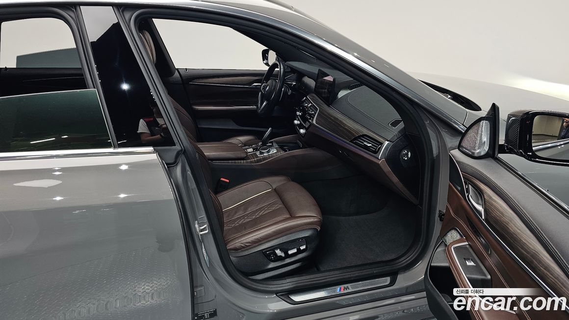 BMW Gran Turismo 2021