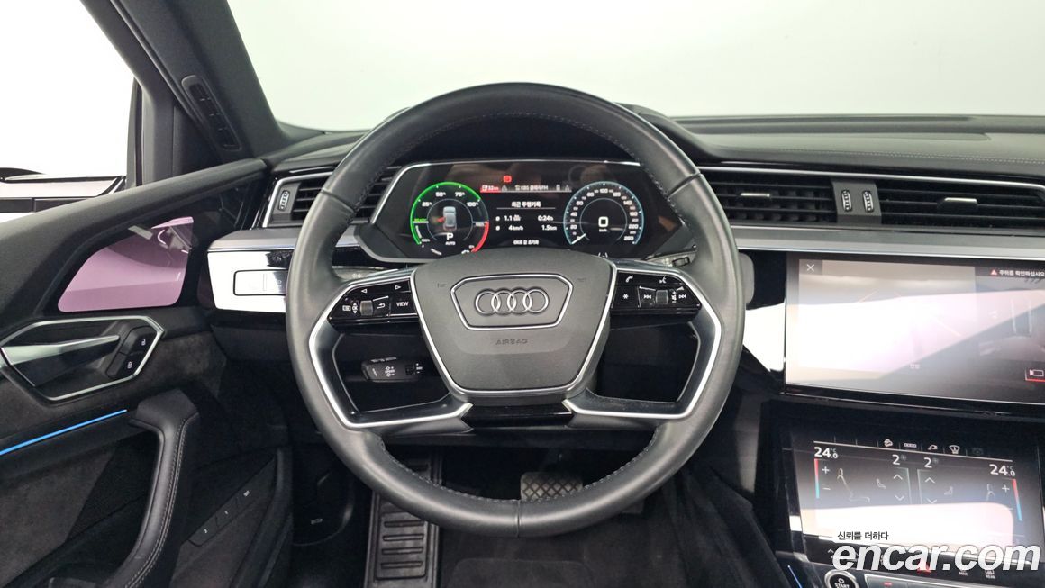 Audi e-tron 2021