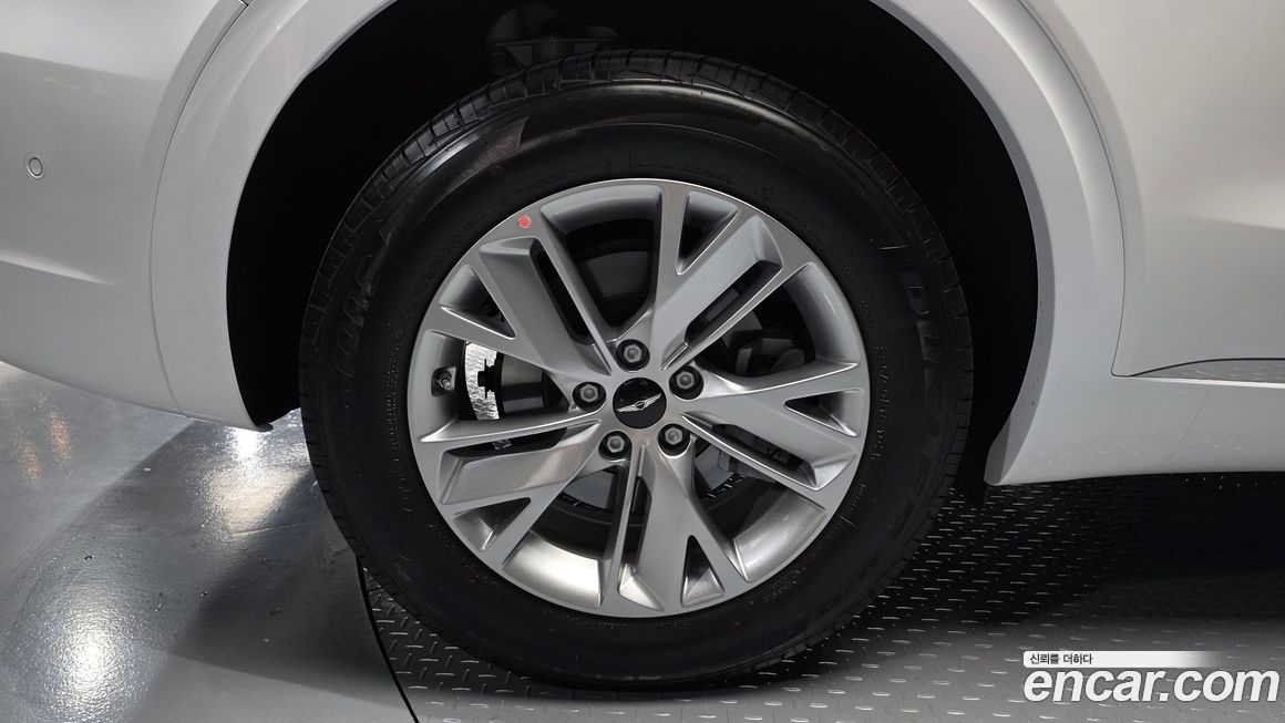 Genesis GV70 2025
