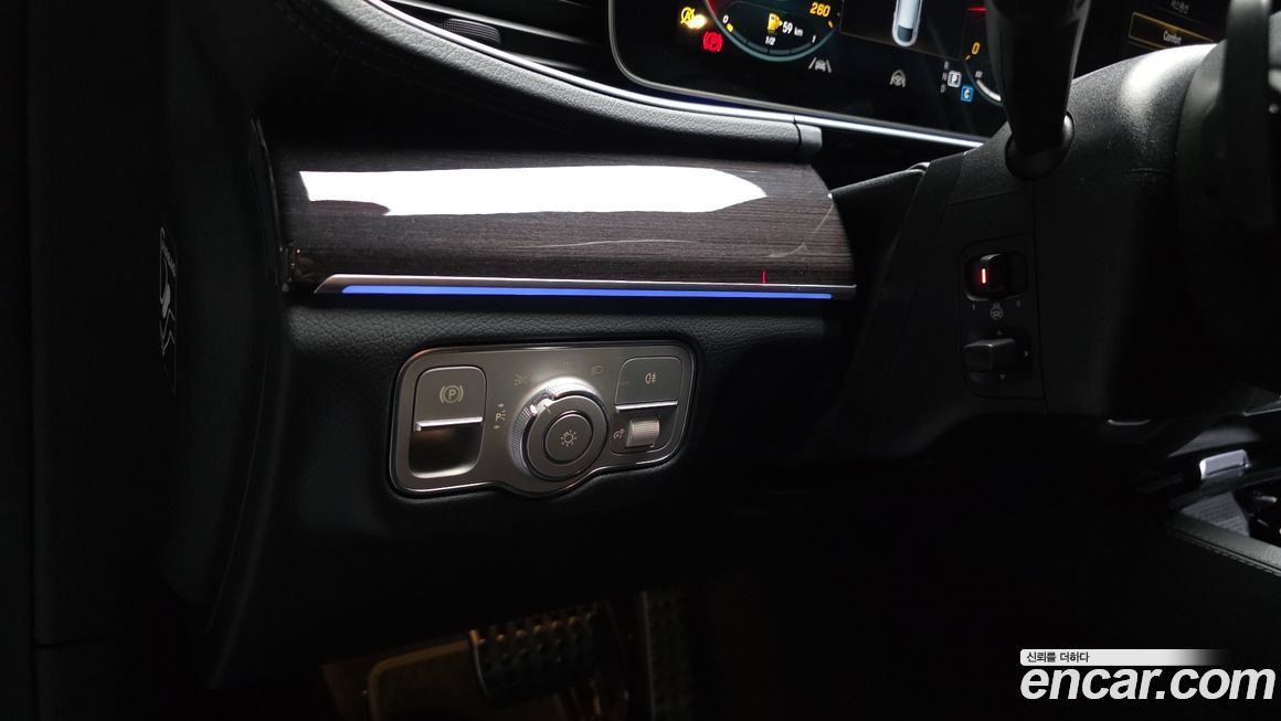 Mercedes-Benz GLE-Class 2021