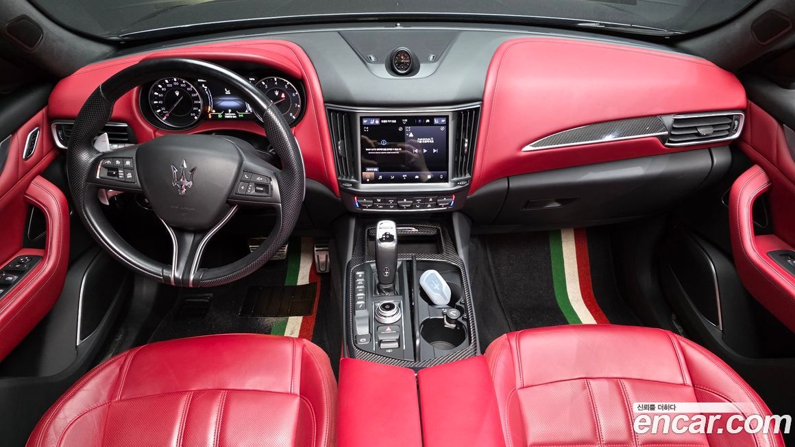 Maserati Levante 2022