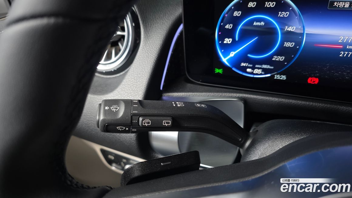 Mercedes-Benz EQB 2026
