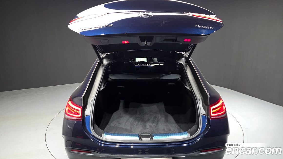 Mercedes-Benz GLE-Class 2021