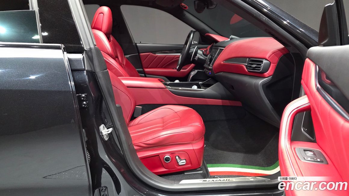 Maserati Levante 2022