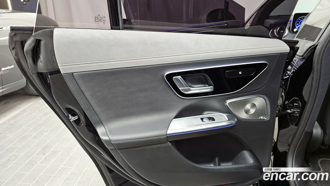Mercedes-Benz EQE 2023