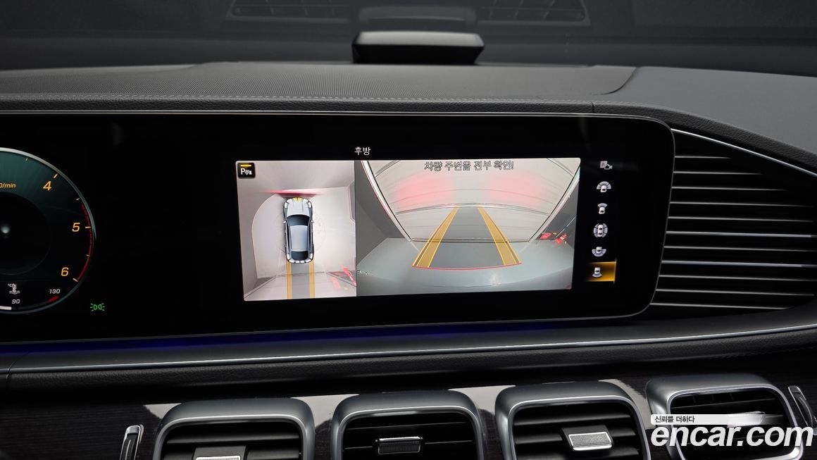 Mercedes-Benz GLE-Class 2021