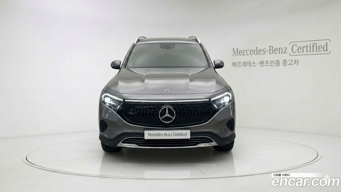 Mercedes-Benz EQB 2026