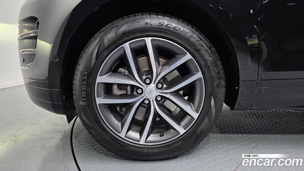 Land Rover Range Rover Evoque 2025
