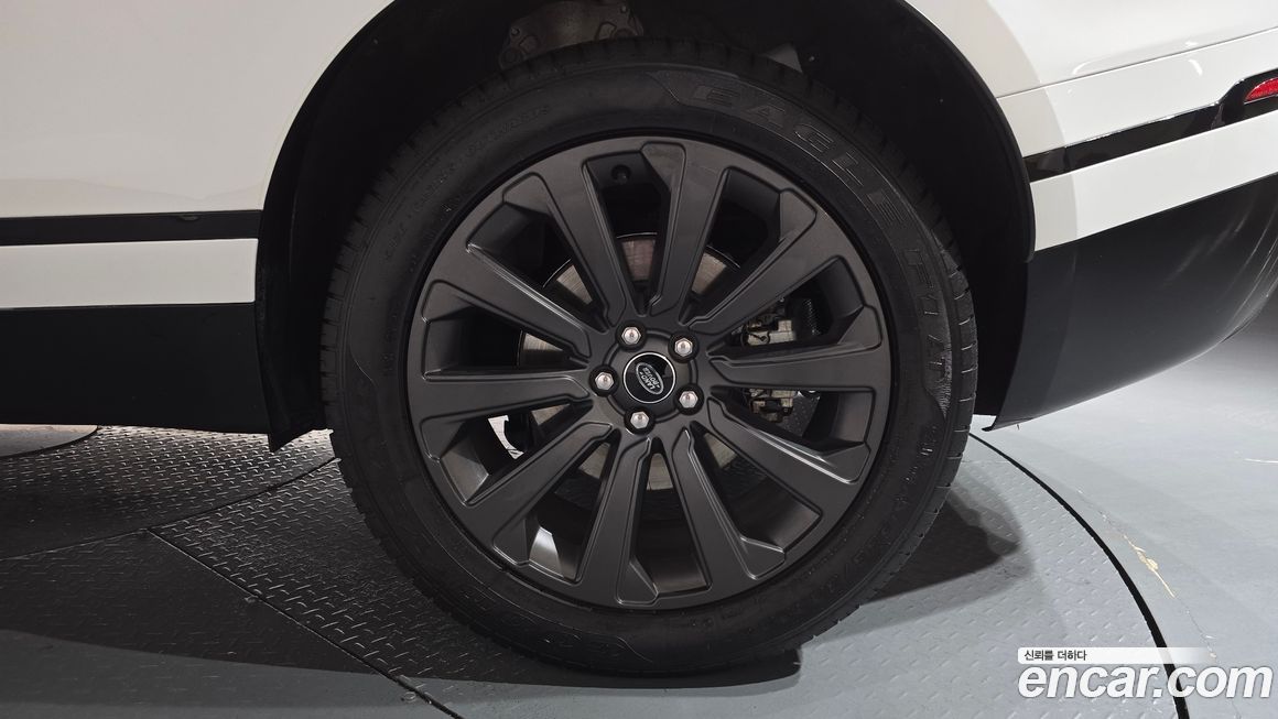 Land Rover Range Rover Velar 2023