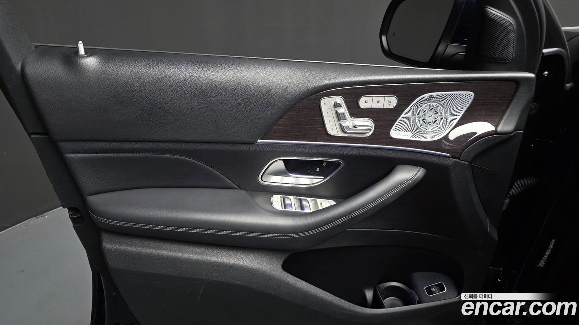 Mercedes-Benz GLE-Class 2021