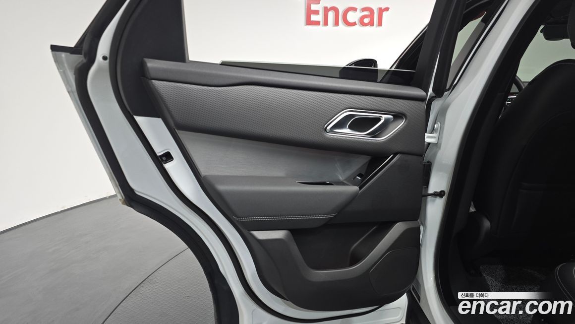 Land Rover Range Rover Velar 2023