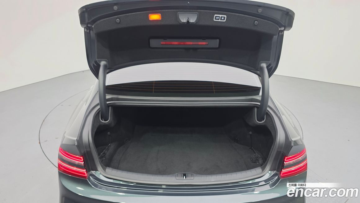 Genesis G80 2025