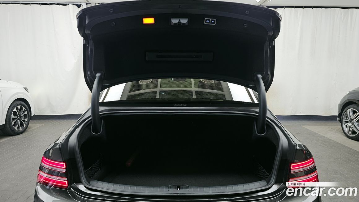 Genesis G80 2025