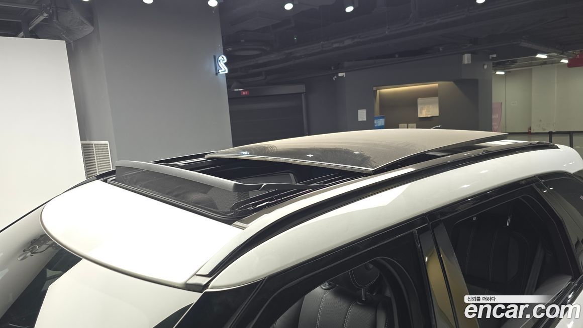 Land Rover Range Rover Velar 2023