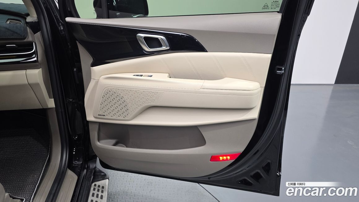 Kia Canival 2025