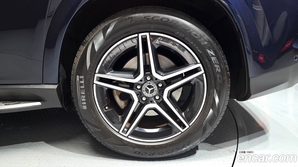 Mercedes-Benz GLE-Class 2021