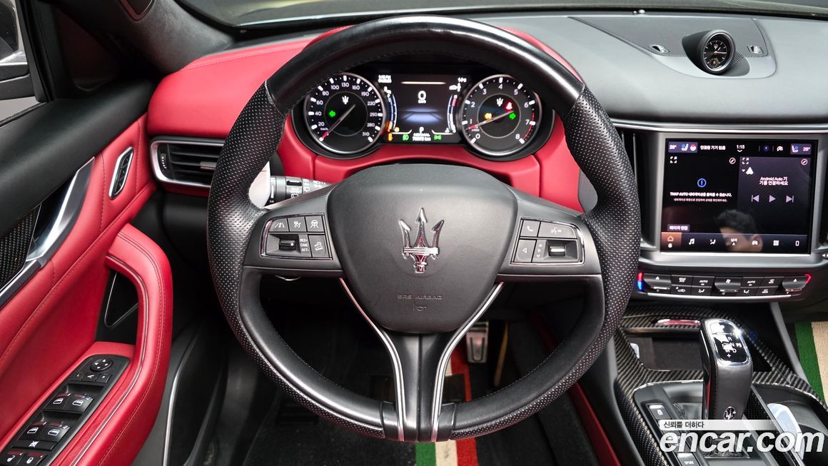 Maserati Levante 2022