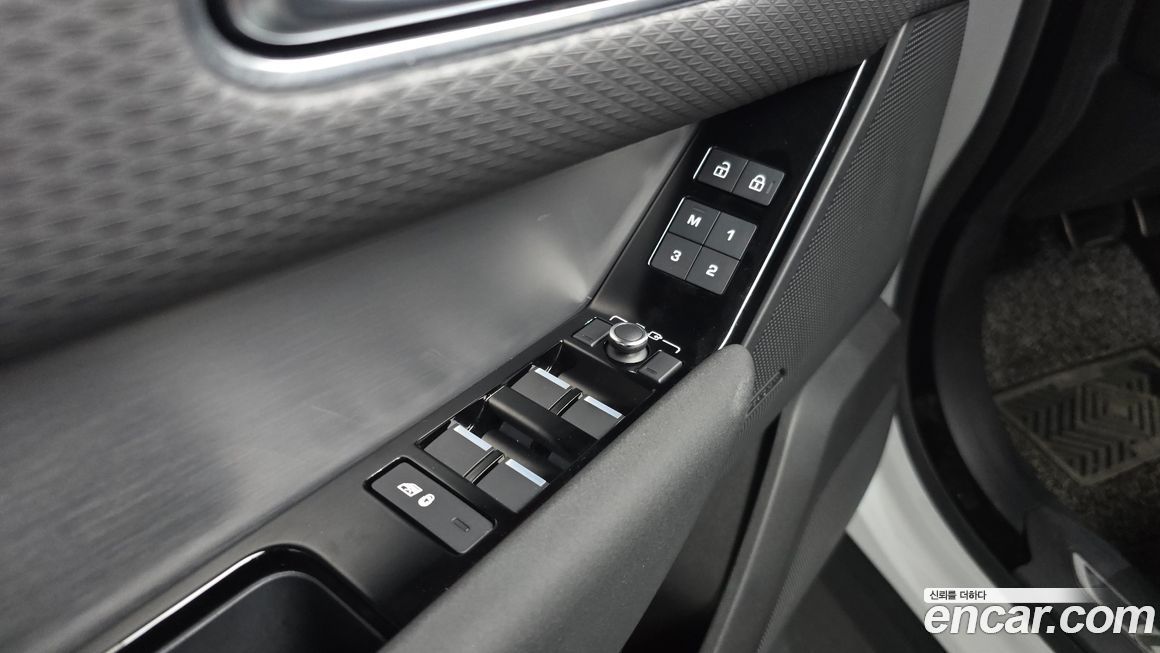 Land Rover Range Rover Velar 2023