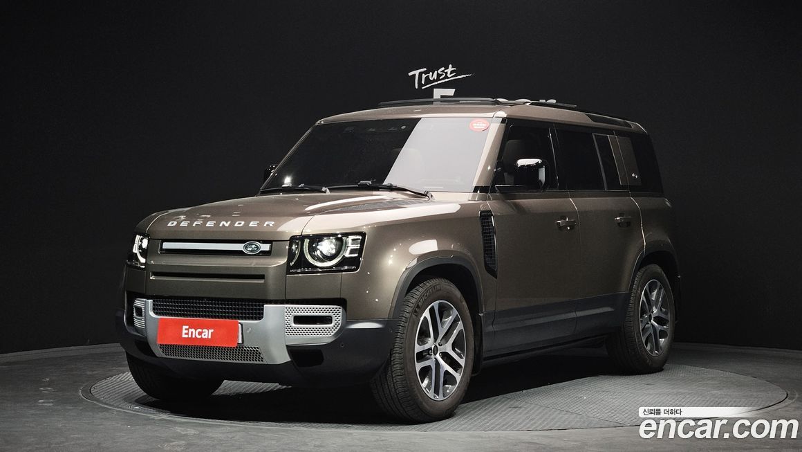 Land Rover Defender 2023