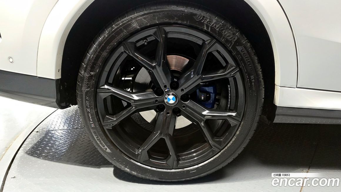 BMW X6 2022