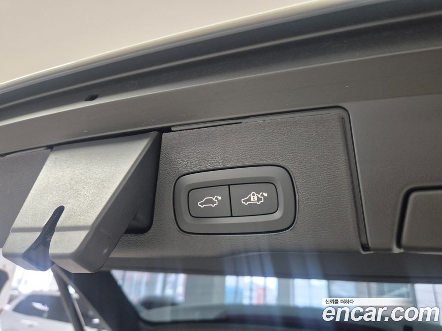 Volvo XC60 2026