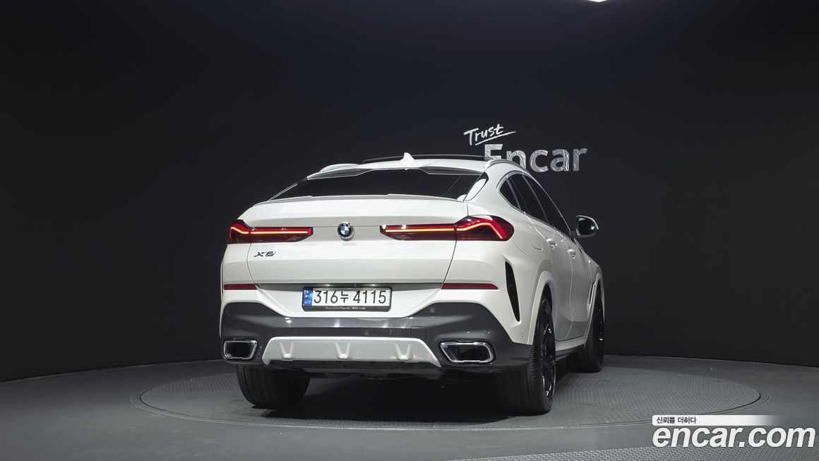 BMW X6 2022