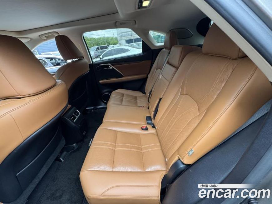 Lexus RX 2022