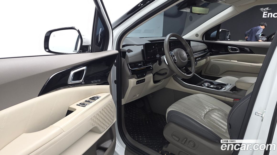 Kia Canival 2025