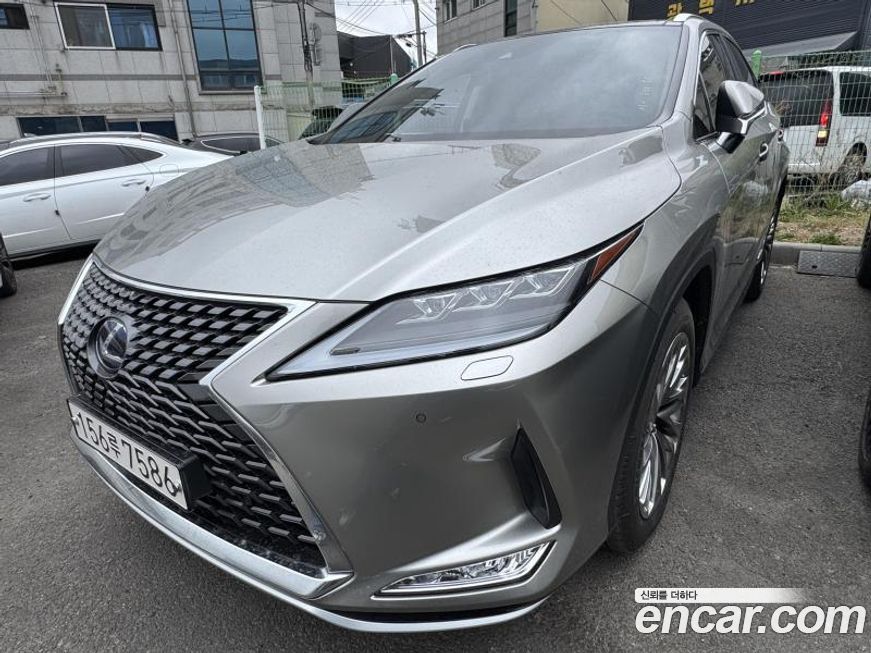 Lexus RX 2022