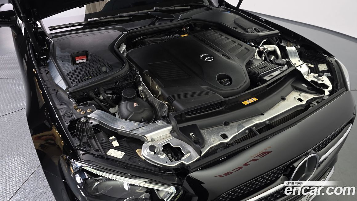 Mercedes-Benz E-Class 2022