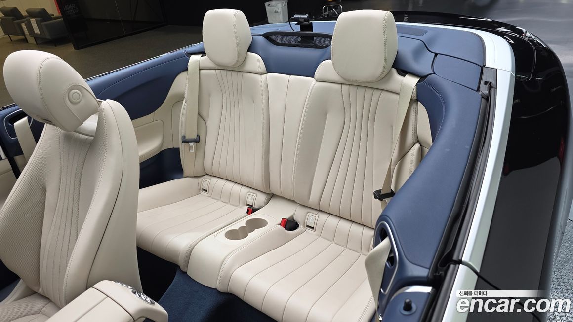 Mercedes-Benz E-Class 2022