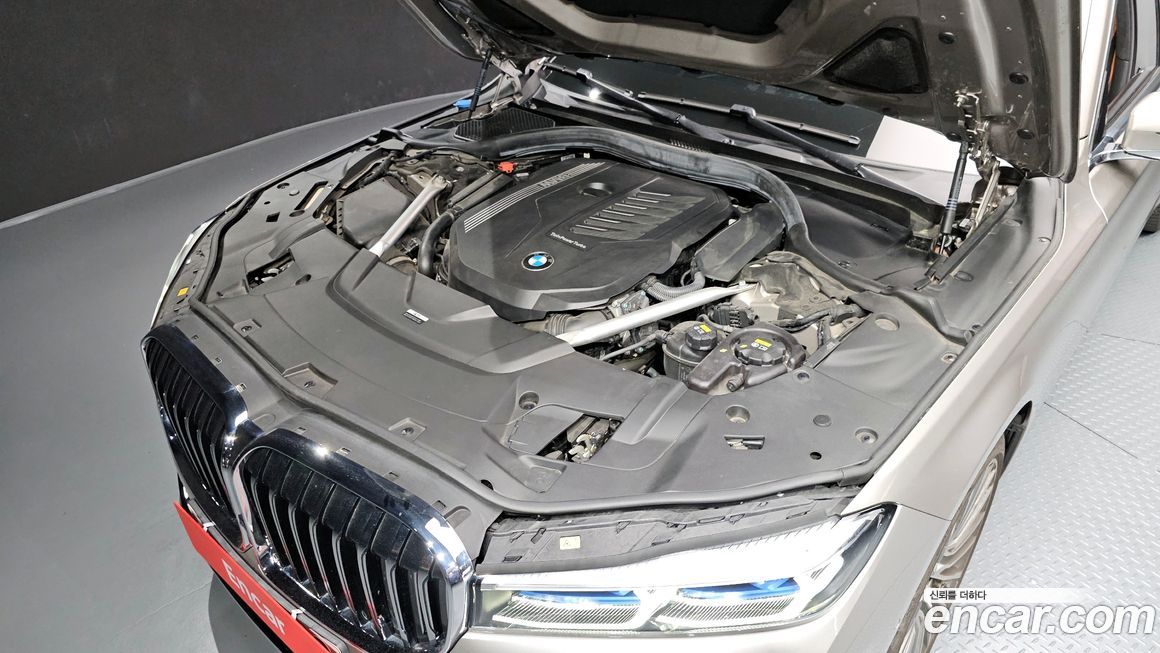 BMW 7-Series 2021
