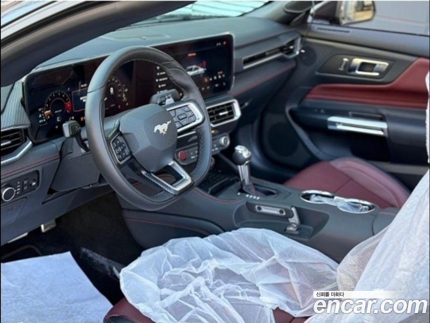 Ford Mustang 2024