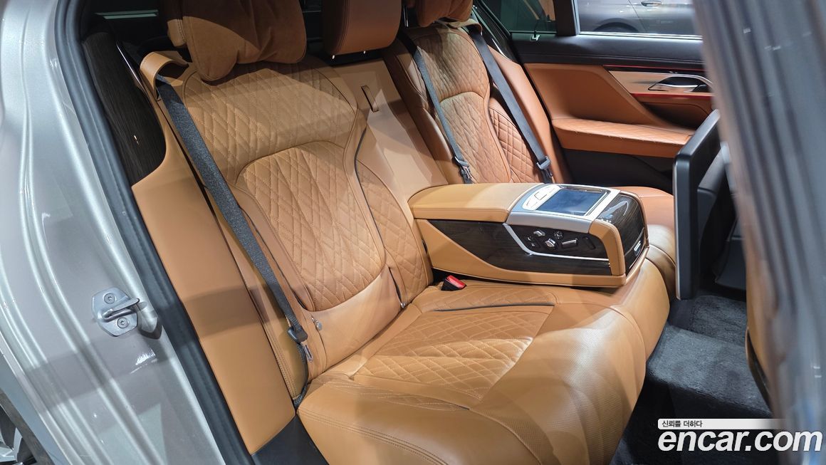 BMW 7-Series 2021
