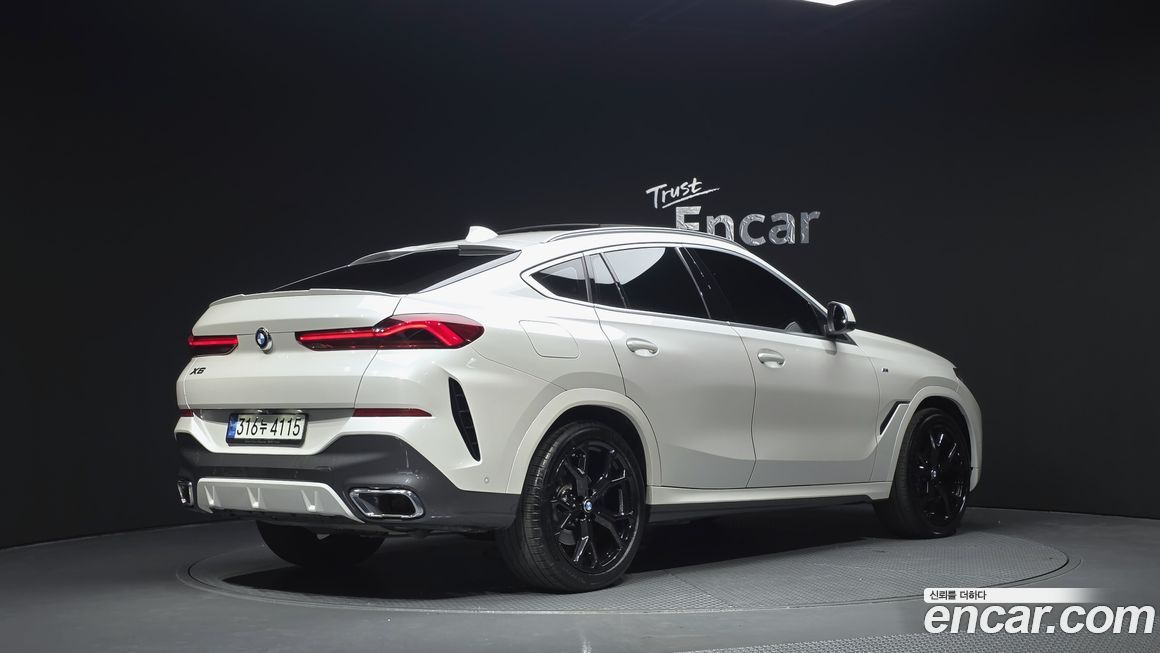 BMW X6 2022