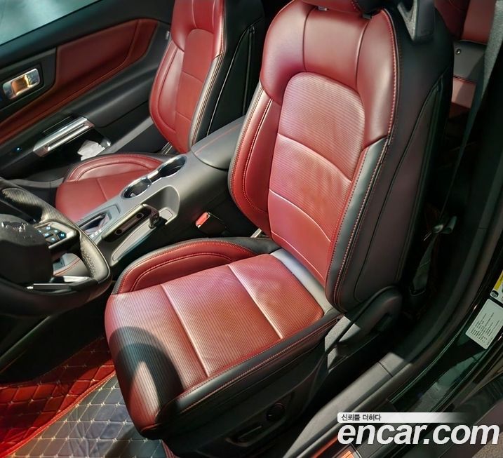 Ford Mustang 2024