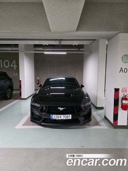 Ford Mustang 2024