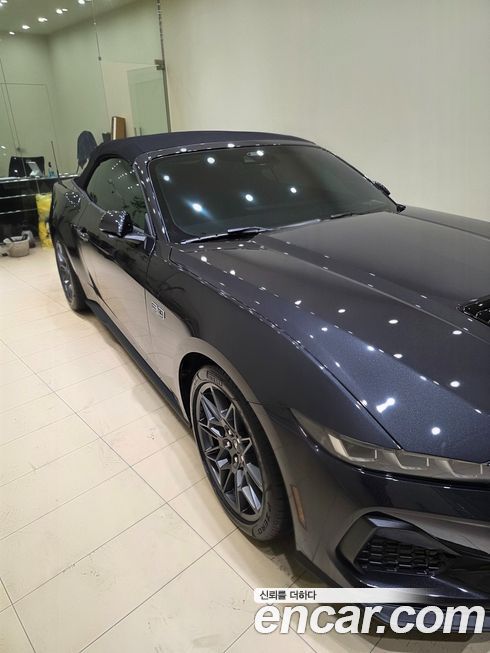 Ford Mustang 2024