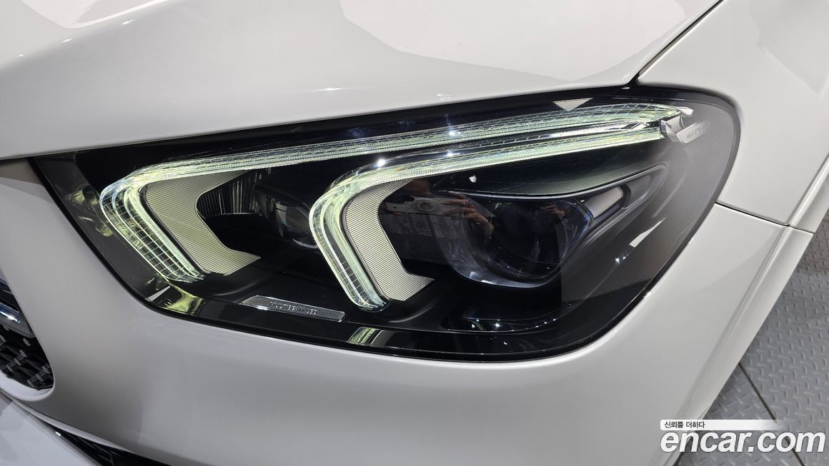 Mercedes-Benz GLE-Class 2021