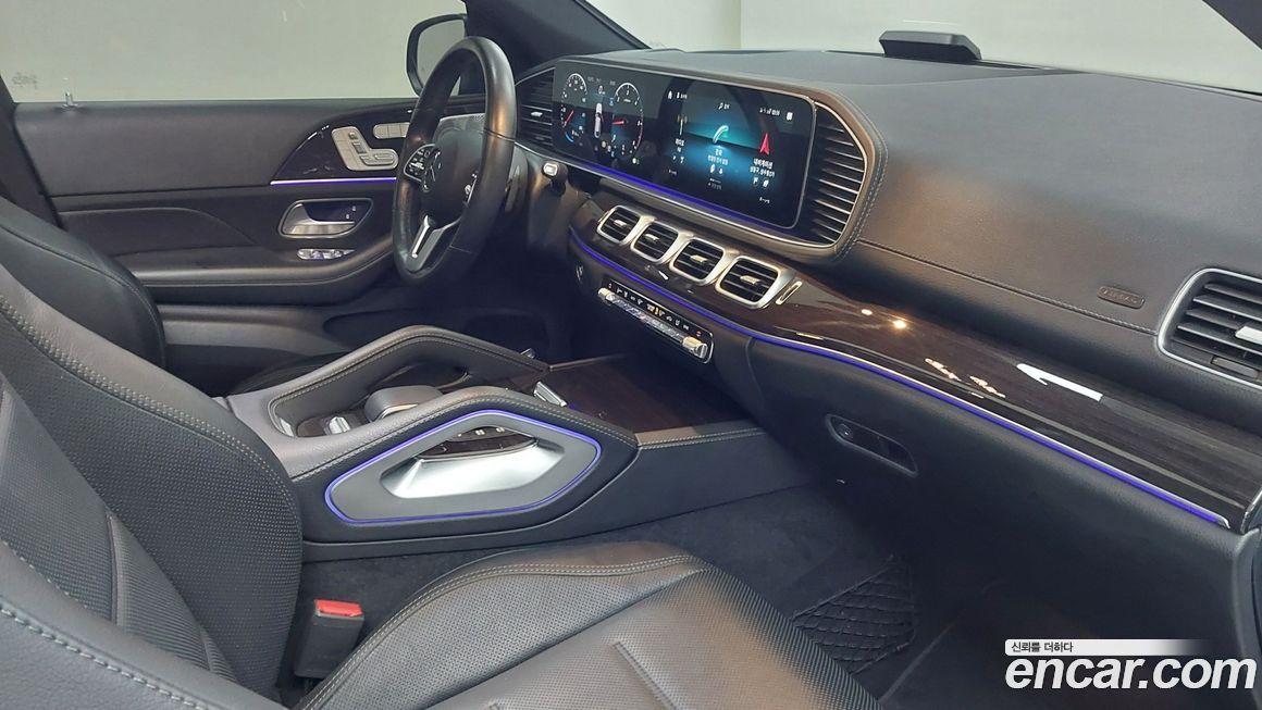 Mercedes-Benz GLE-Class 2021