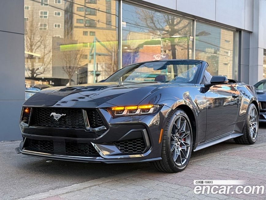 Ford Mustang 2024