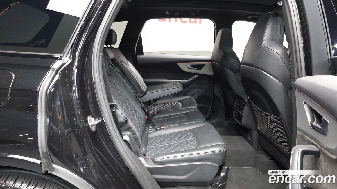 Audi Q7 2022