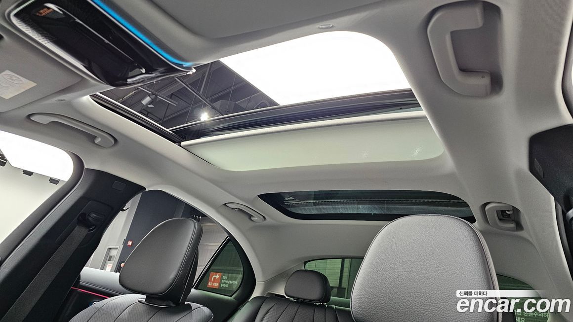 Mercedes-Benz E-Class 2024